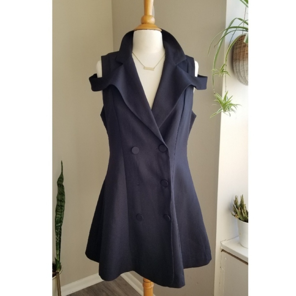 Nasty Gal Cold Shoulder Strap Vest